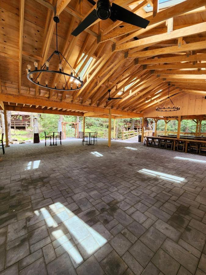 Magnolia Streamside Resort Canadensis Ngoại thất bức ảnh