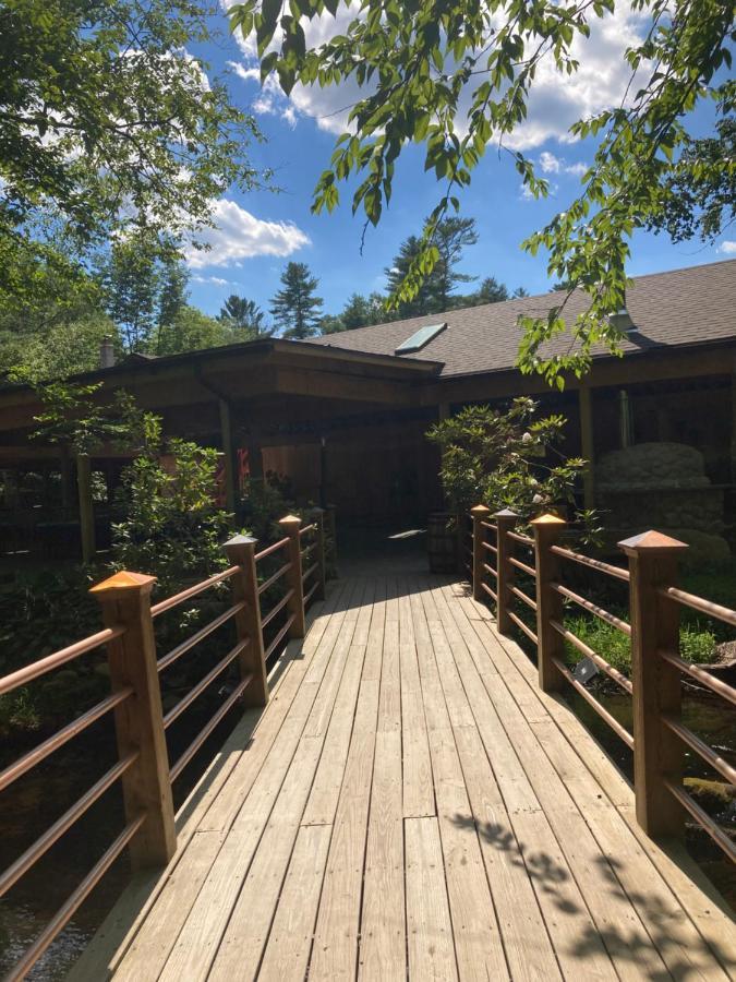 Magnolia Streamside Resort Canadensis Ngoại thất bức ảnh