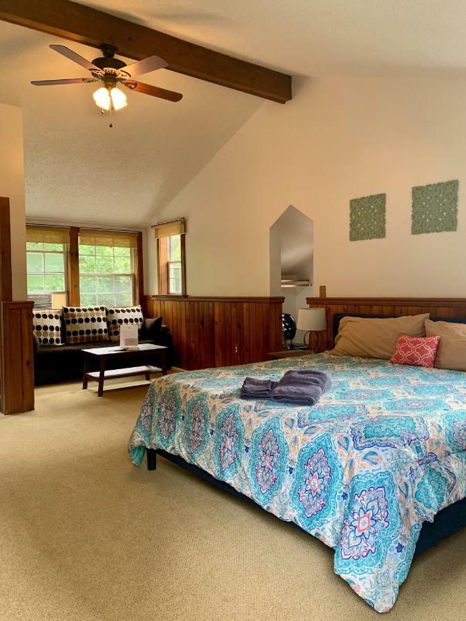 Magnolia Streamside Resort Canadensis Ngoại thất bức ảnh
